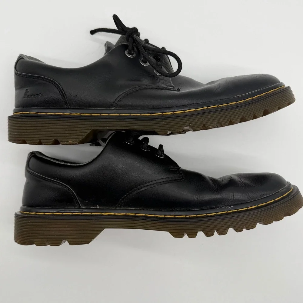 Dr. Martens Kent Black Leather Oxford Shoes Mens 11 AW004 Lug Sole Low Top